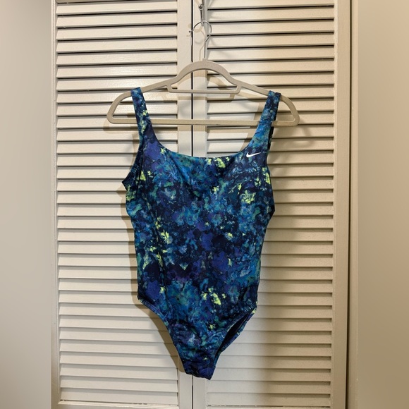 Nike Midnight Sky One Piece Swimsuit Athletic Sporty - Picture 1 of 7